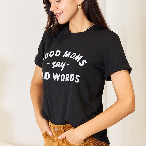GOOD MOMS SAY BAD WORDS Graphic Tee - Picture 6 of 8